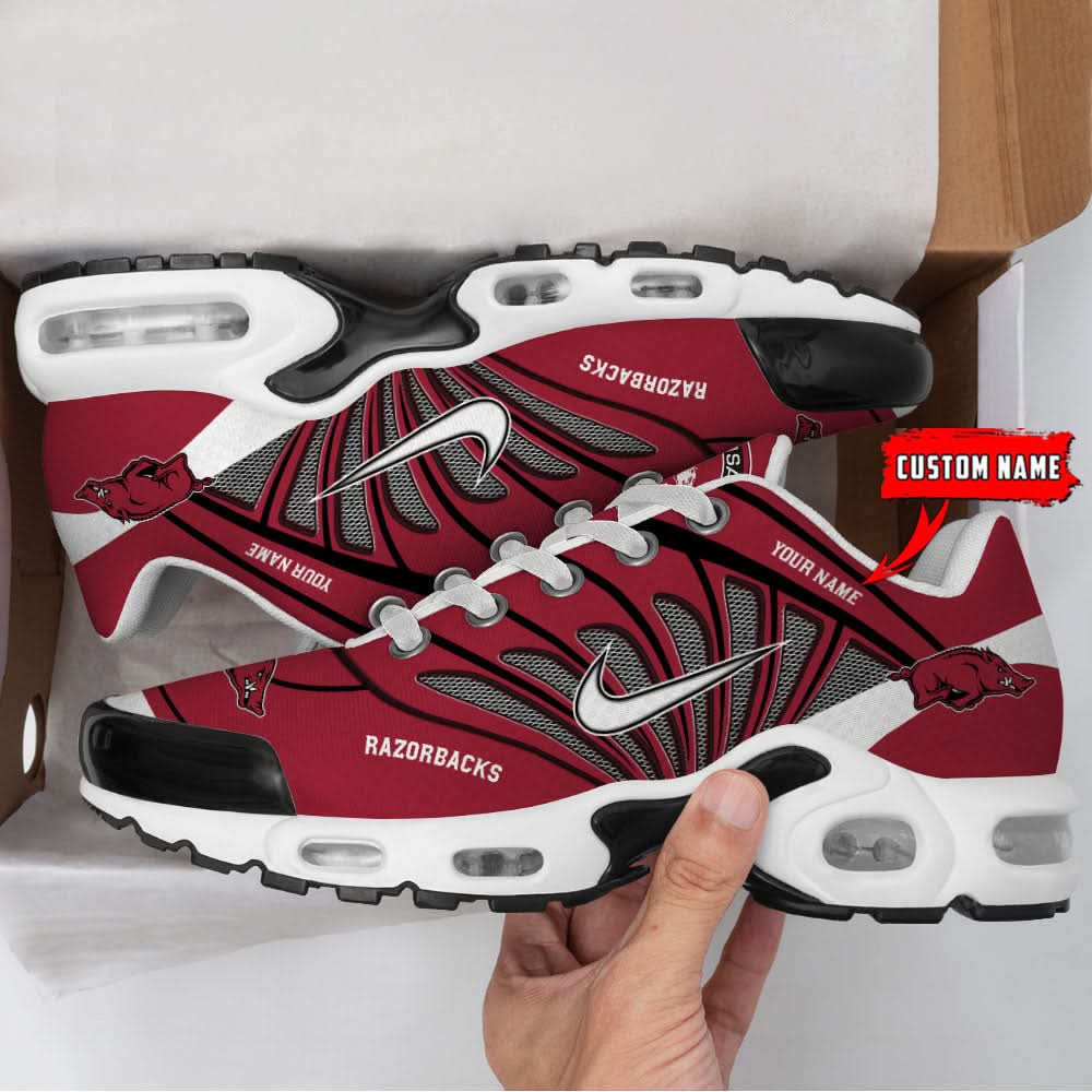 AR NCAA Air Max Plus Shoes - Limited